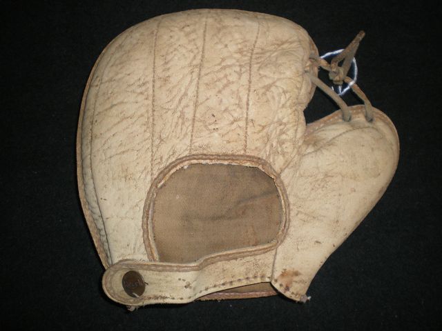 A.J. Reach Basemitt Back 5